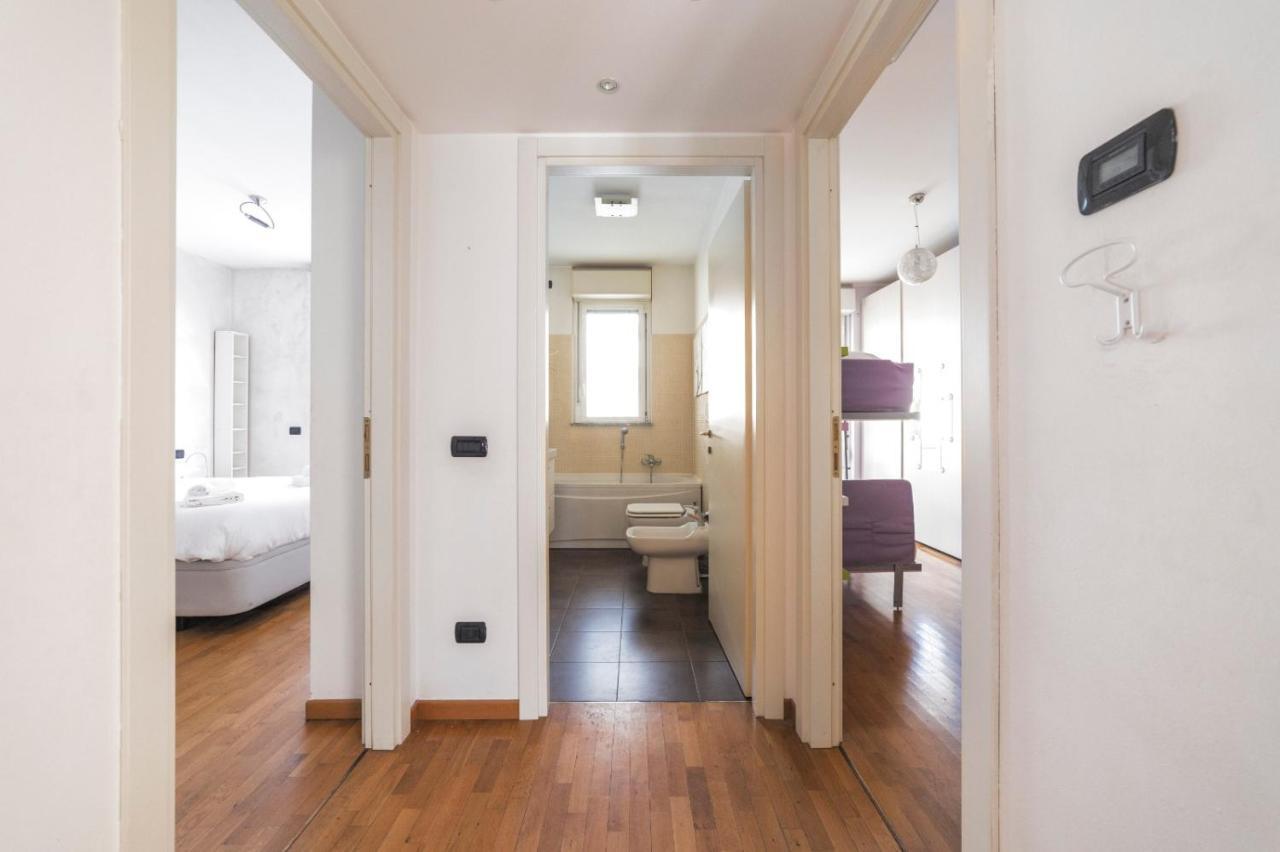Milano Rogoredo Apartment With Garage 外观 照片